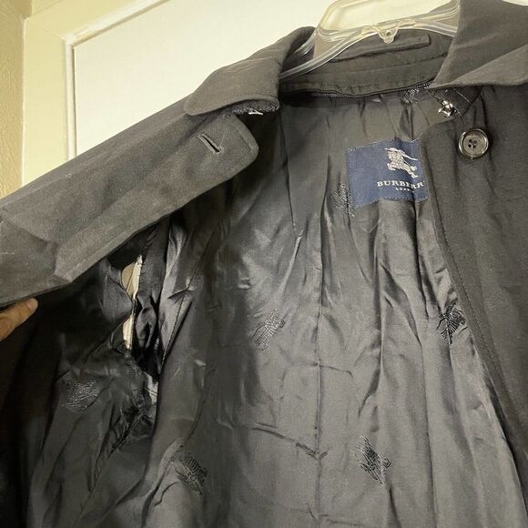 Vintage Burberry Men Oversized Black Trench Coat size Medium Large - Picture 9 of 10